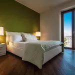 Wonderful View - By Myhomeincomo Argegno
