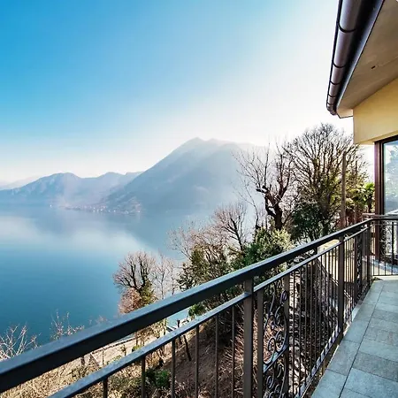 Wonderful View - By Myhomeincomo Argegno