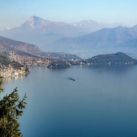 Wonderful View - By Myhomeincomo Feriehus Argegno