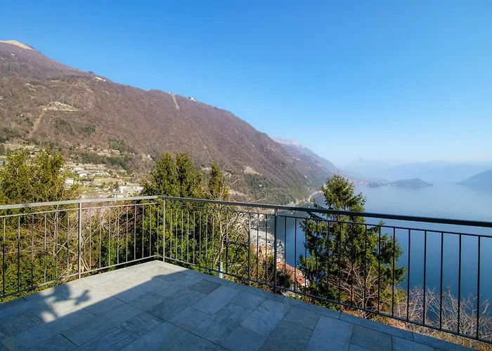 Wonderful View - By Myhomeincomo Feriehus Argegno