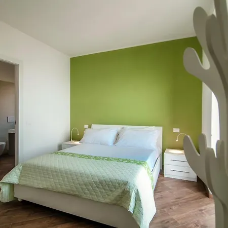 Wonderful View - By Myhomeincomo Dom wakacyjny