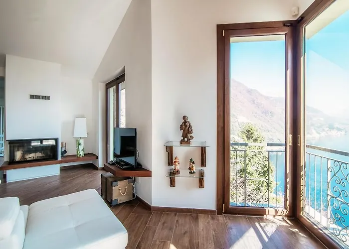 Wonderful View - By Myhomeincomo Dom wakacyjny *